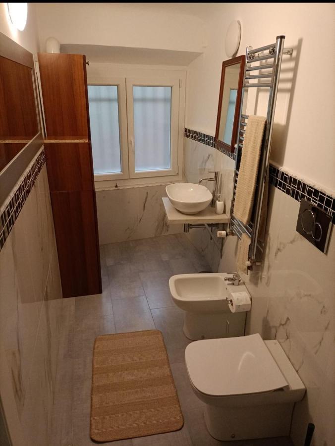 B&B Italian Guest Genova 외부 사진