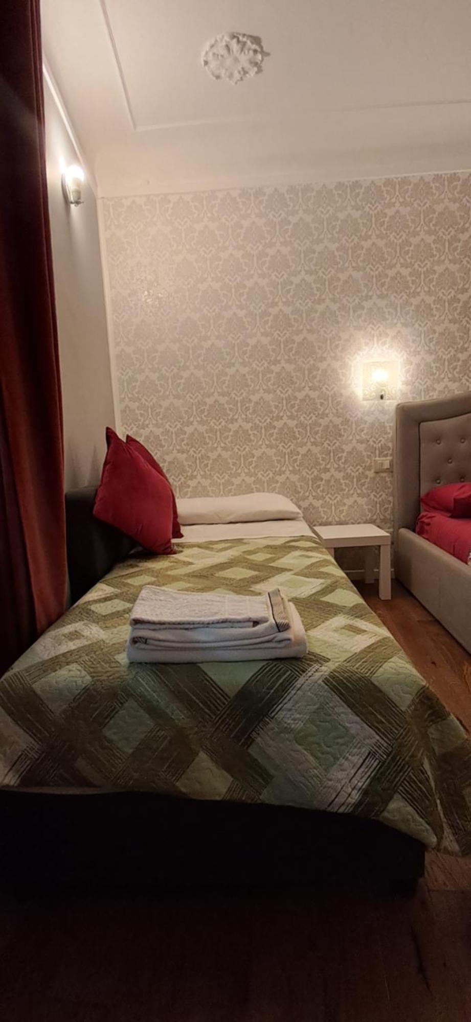 B&B Italian Guest Genova 외부 사진